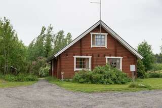 Дома для отпуска Lemettilä Cottages Petäjävesi Коттедж с 3 спальнями и сауной-16